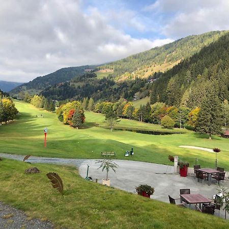 Apartment Hugo Bad Kleinkirchheim Buitenkant foto