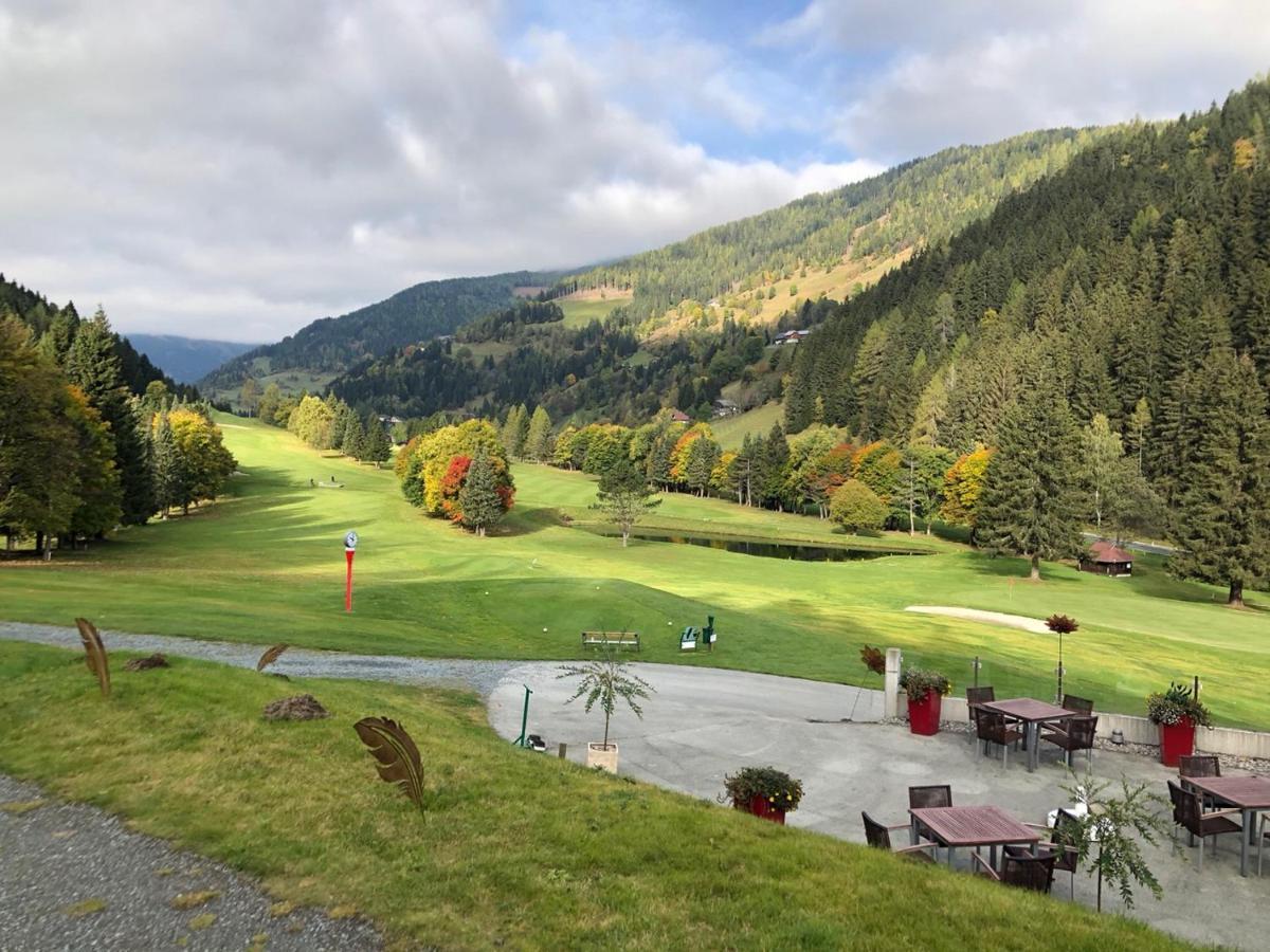 Apartment Hugo Bad Kleinkirchheim Buitenkant foto